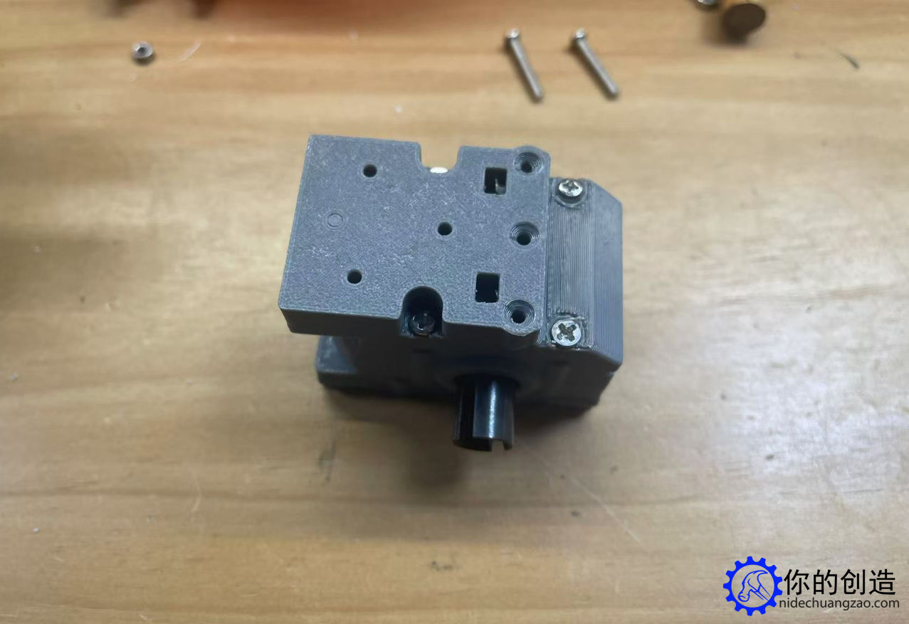 自己制作3D打印1:8越野大脚高速车仿HSP