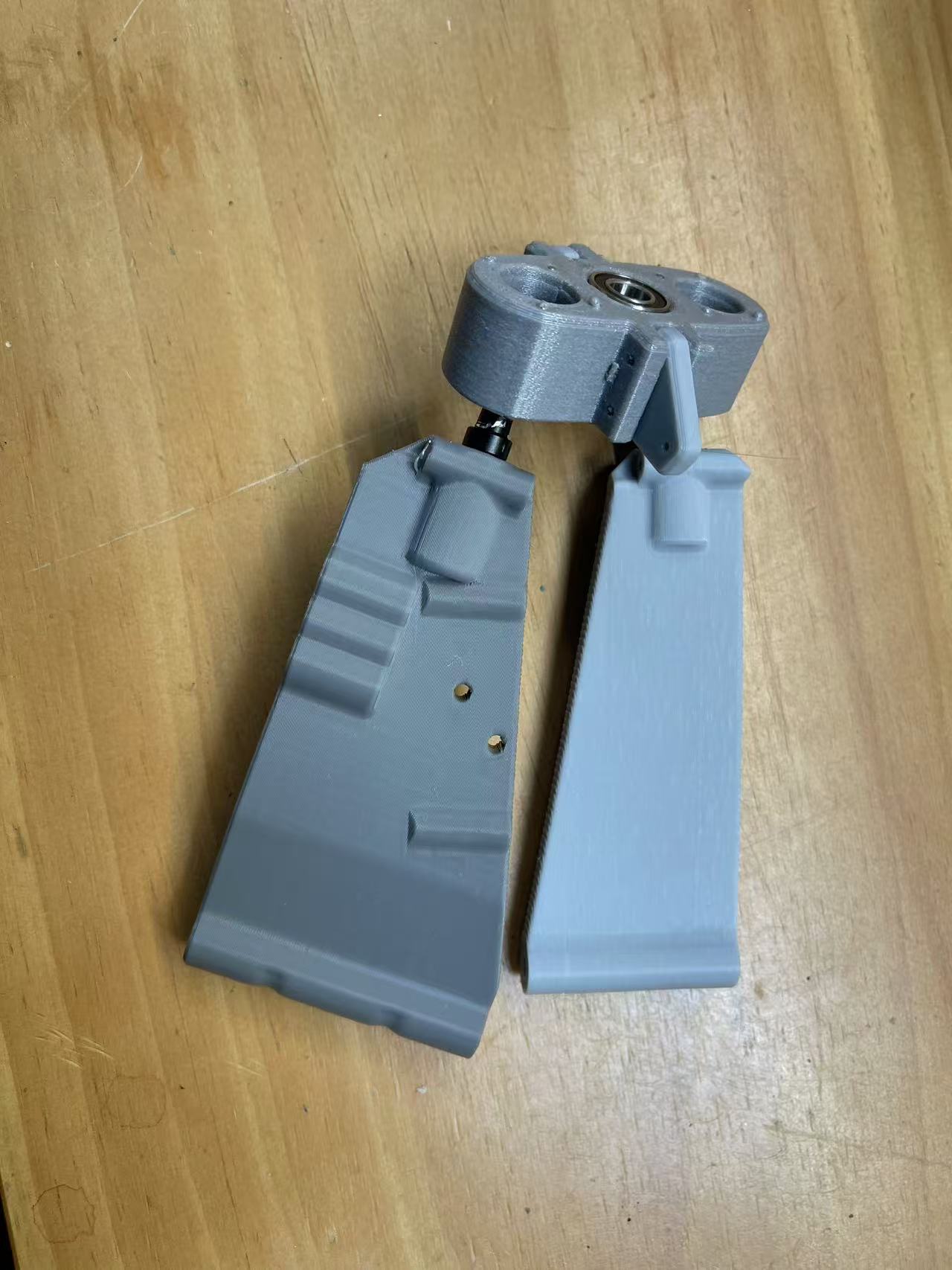 自己制作3D打印1:8越野大脚高速车仿HSP