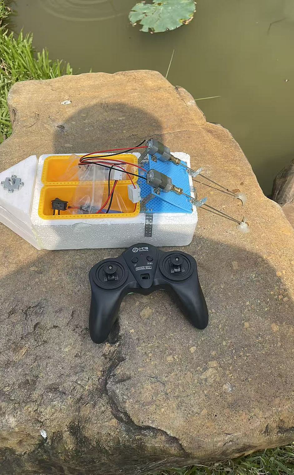 小钉锤中级遥控船下水测试-深圳光明区鹅颈水湿地公园