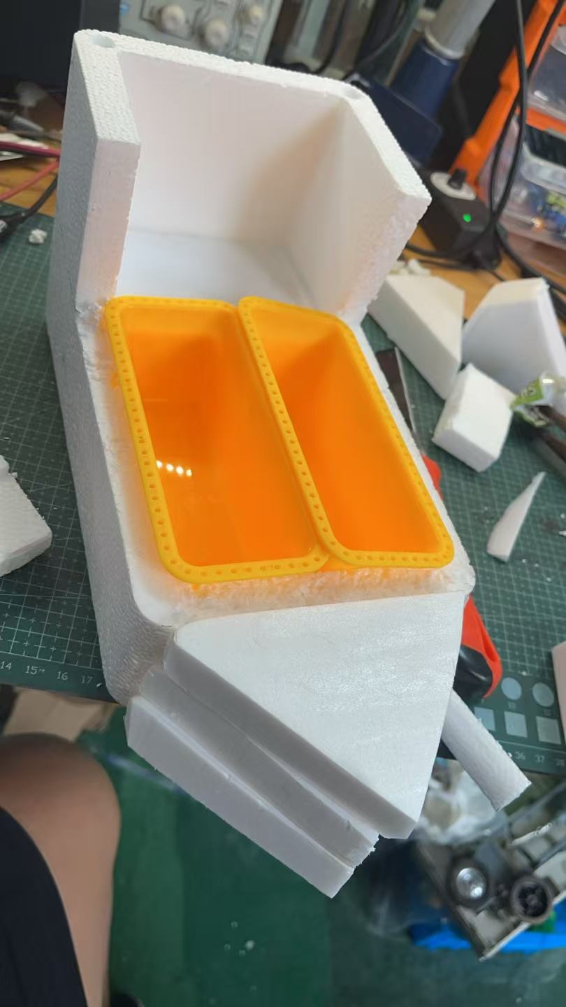 小钉锤中级遥控船下水测试-深圳光明区鹅颈水湿地公园