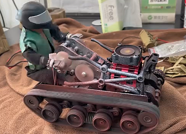 客户制作的怪兽摩托兵坦克 SN800坦克